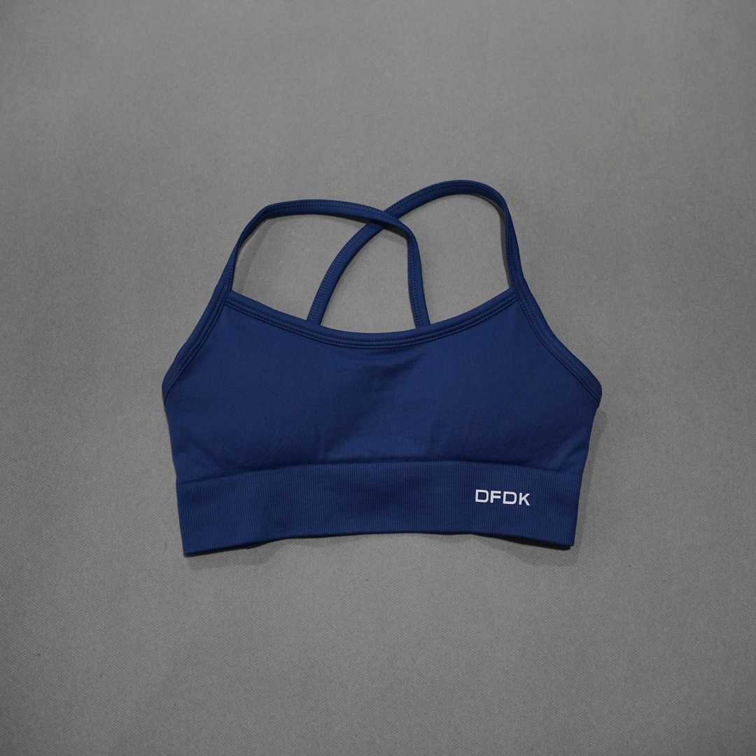 Бесшовный спортивный бюстгальт – обзор и цена Plunge Bra Push Up